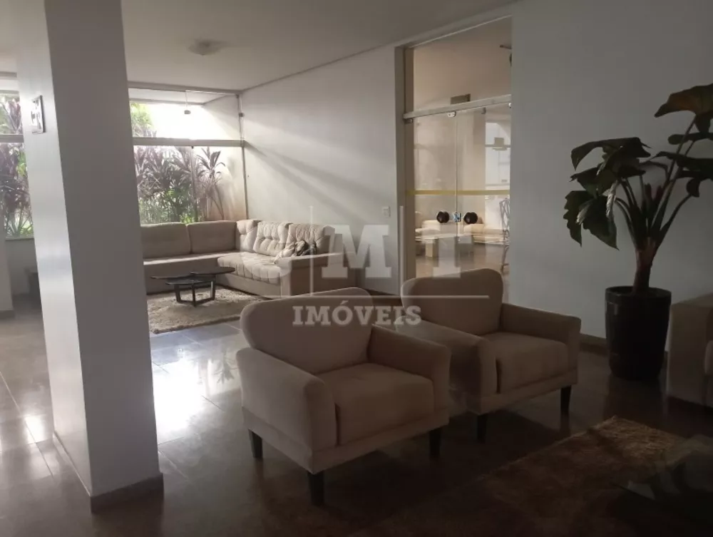 Apartamento à venda com 3 quartos, 120m² - Foto 2