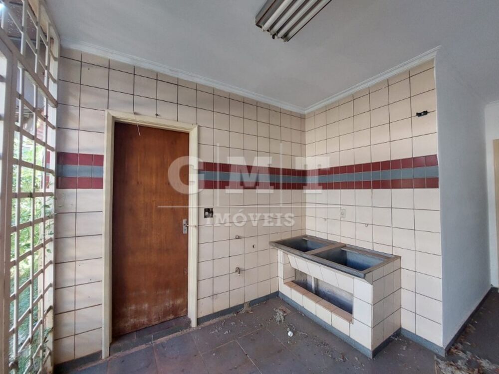 Prédio Inteiro à venda e aluguel com 4 quartos, 318m² - Foto 2