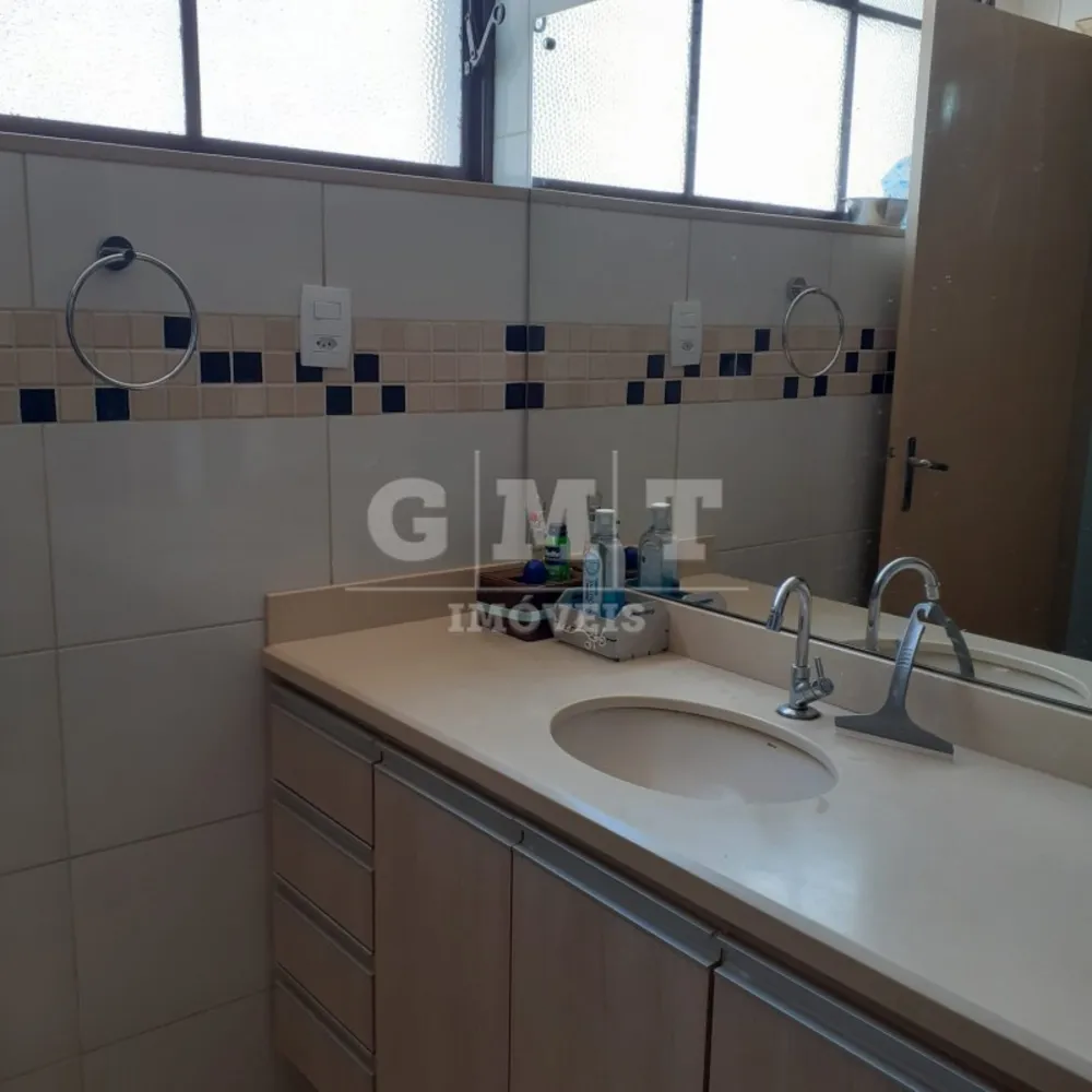 Apartamento, 3 quartos, 210 m² - Foto 1