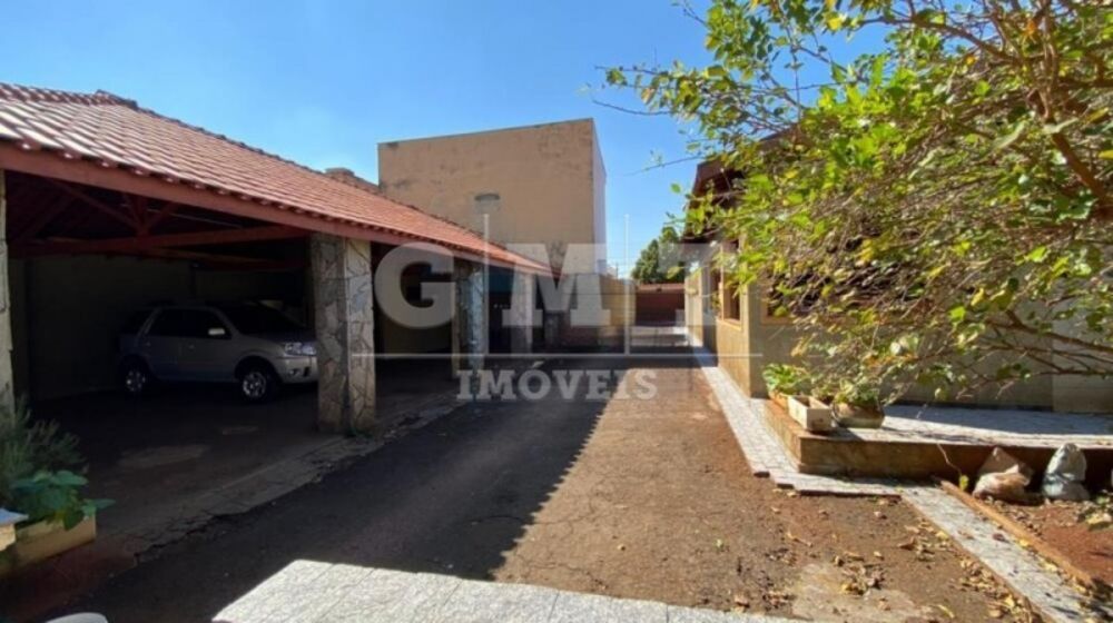 Depósito-Galpão-Armazém à venda e aluguel com 2 quartos, 232m² - Foto 1