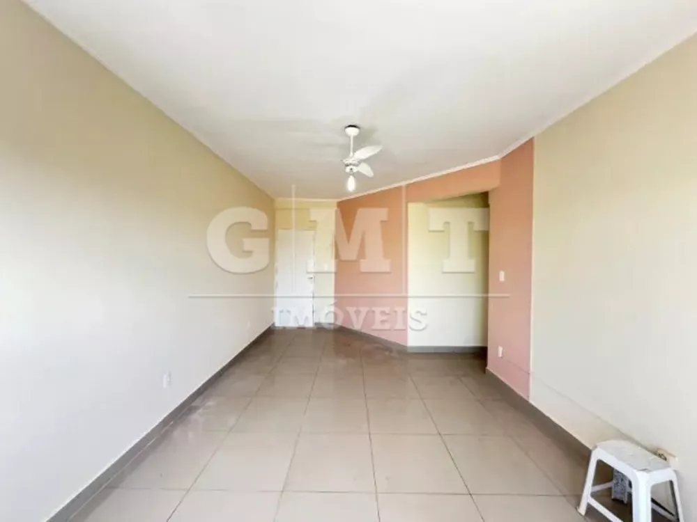 Apartamento à venda com 2 quartos, 77m² - Foto 2