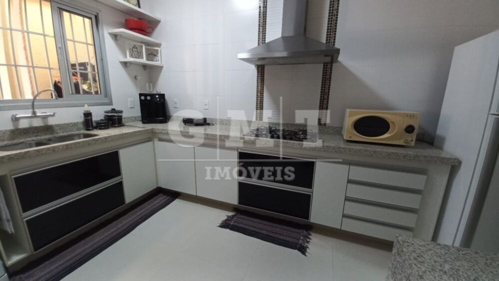 Casa, 3 quartos, 232 m² - Foto 7