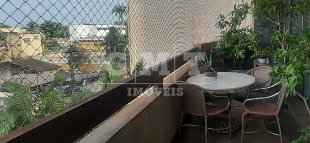 Apartamento à venda com 3 quartos, 207m² - Foto 7
