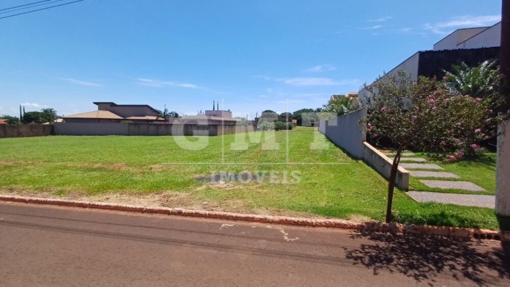Terreno à venda, 700m² - Foto 1