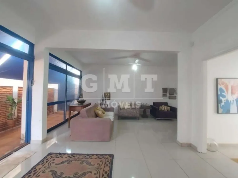 Casa, 2 quartos, 212 m² - Foto 1