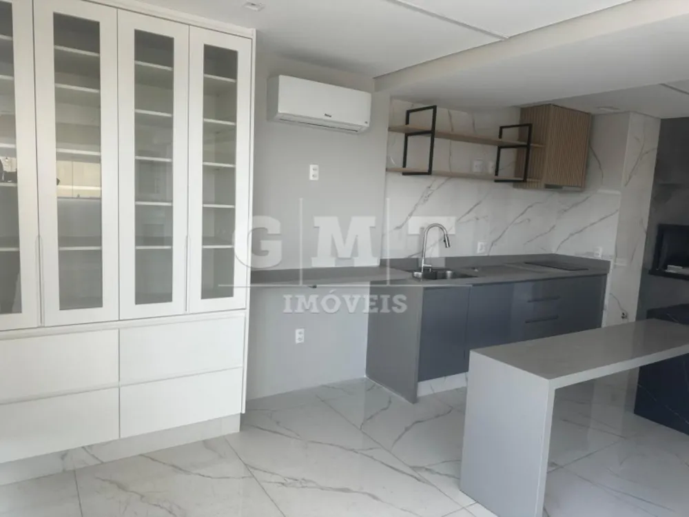 Apartamento, 3 quartos, 214 m² - Foto 2