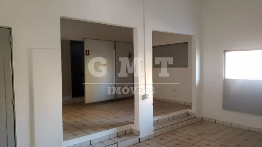 Prédio Inteiro para alugar, 127m² - Foto 4