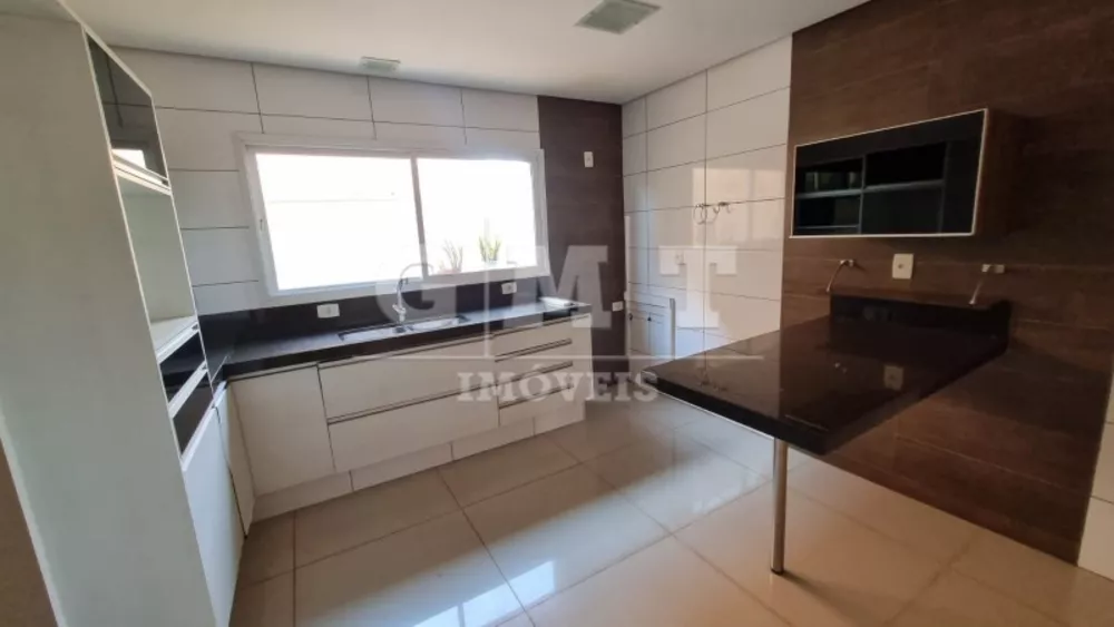 Casa de Condomínio à venda com 3 quartos, 346m² - Foto 3