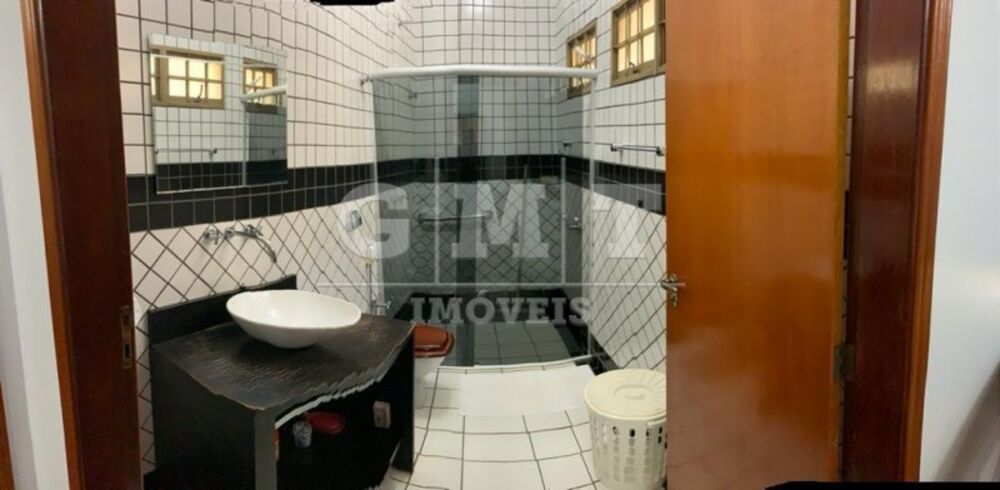 Casa à venda com 4 quartos, 269m² - Foto 18