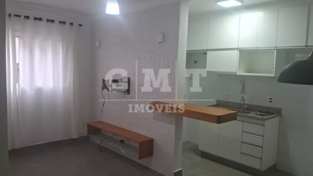 Apartamento à venda com 1 quarto, 40m² - Foto 1