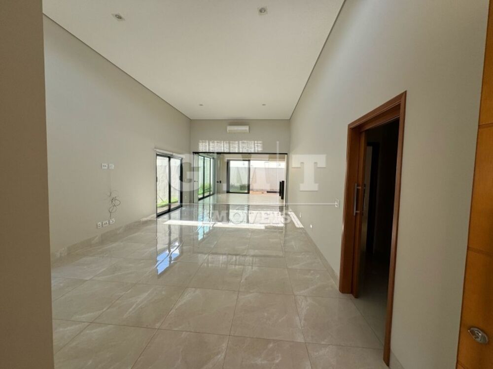 Casa de Condomínio à venda, 199m² - Foto 2
