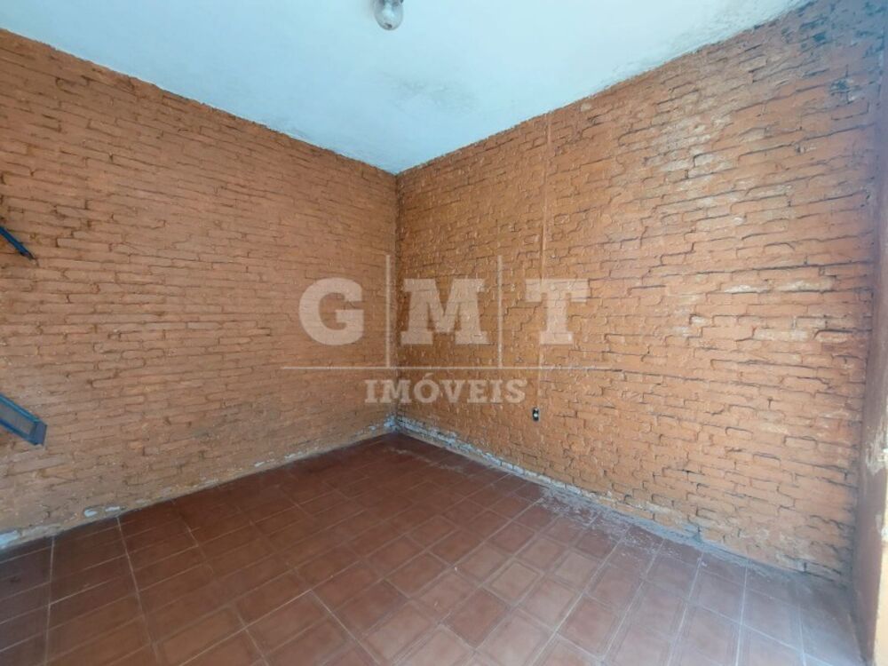 Casa à venda com 3 quartos, 151m² - Foto 2