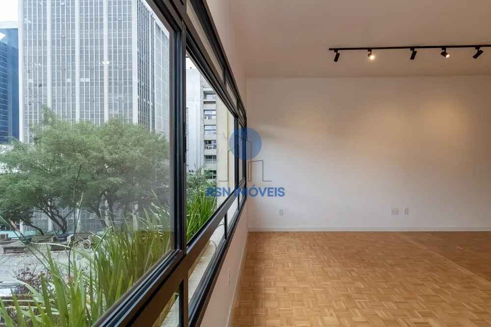 Apartamento, 3 quartos, 220 m² - Foto 1