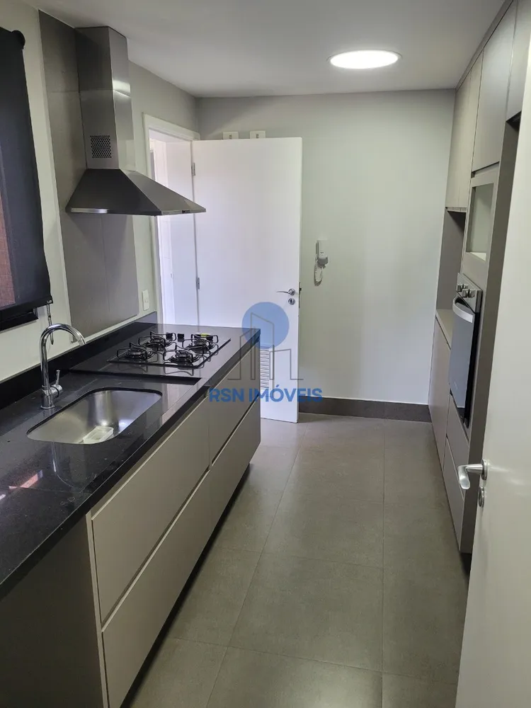 Apartamento, 3 quartos, 160 m² - Foto 1