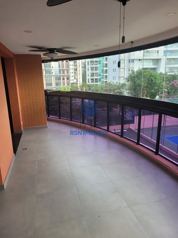 Apartamento, 3 quartos, 160 m² - Foto 1