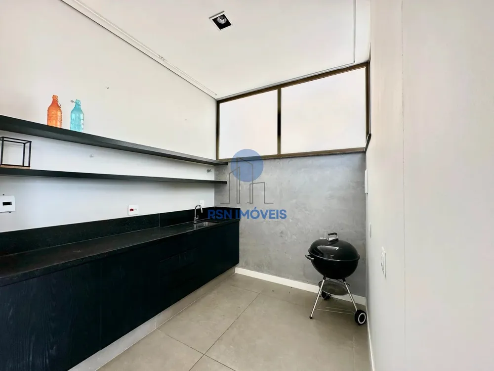 Cobertura, 3 quartos, 223 m² - Foto 1