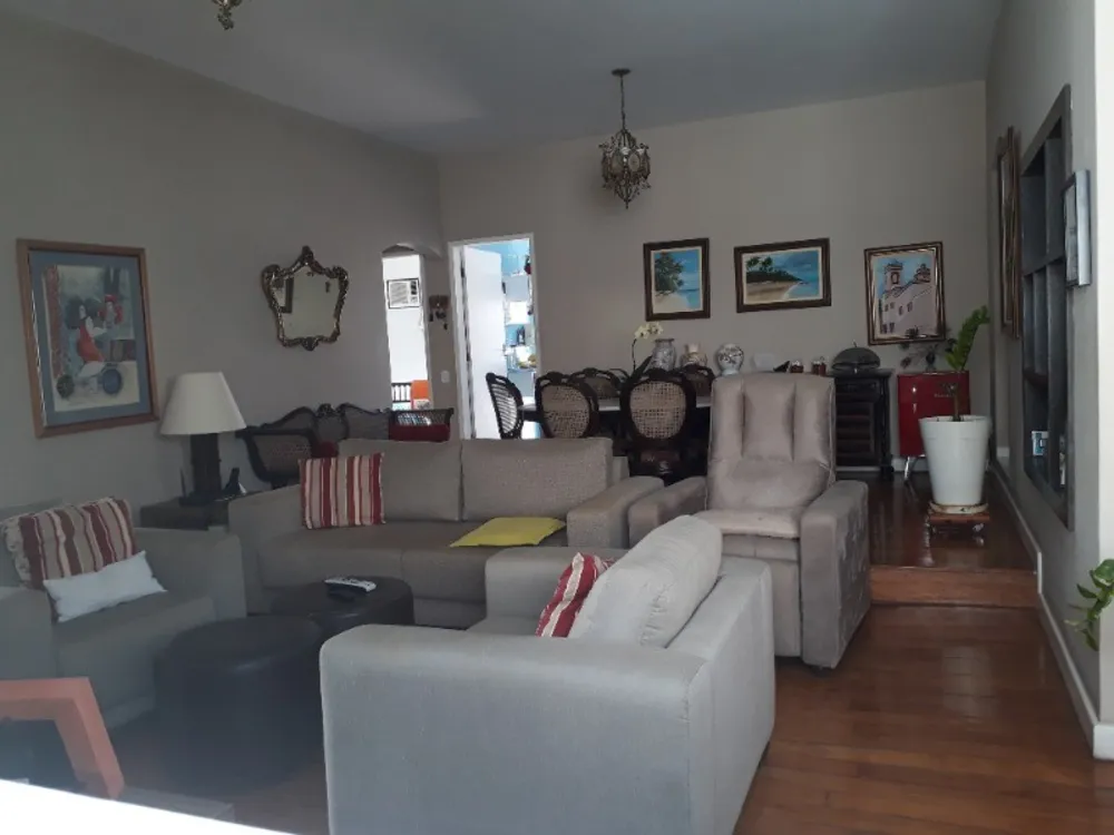 Casa, 5 quartos, 250 m² - Foto 1
