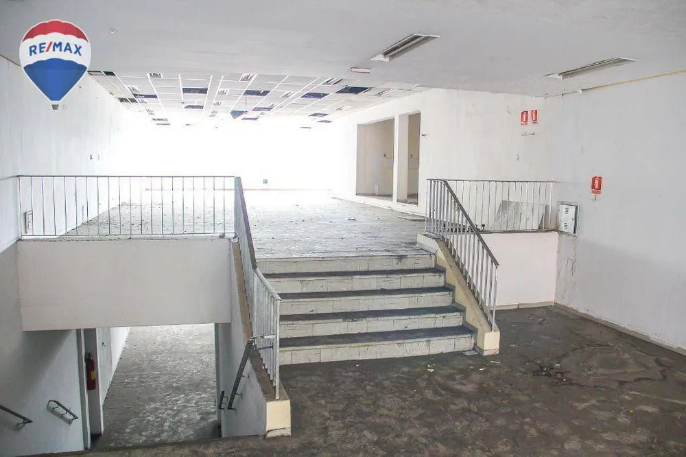 Loja-Salão, 1100 m² - Foto 1