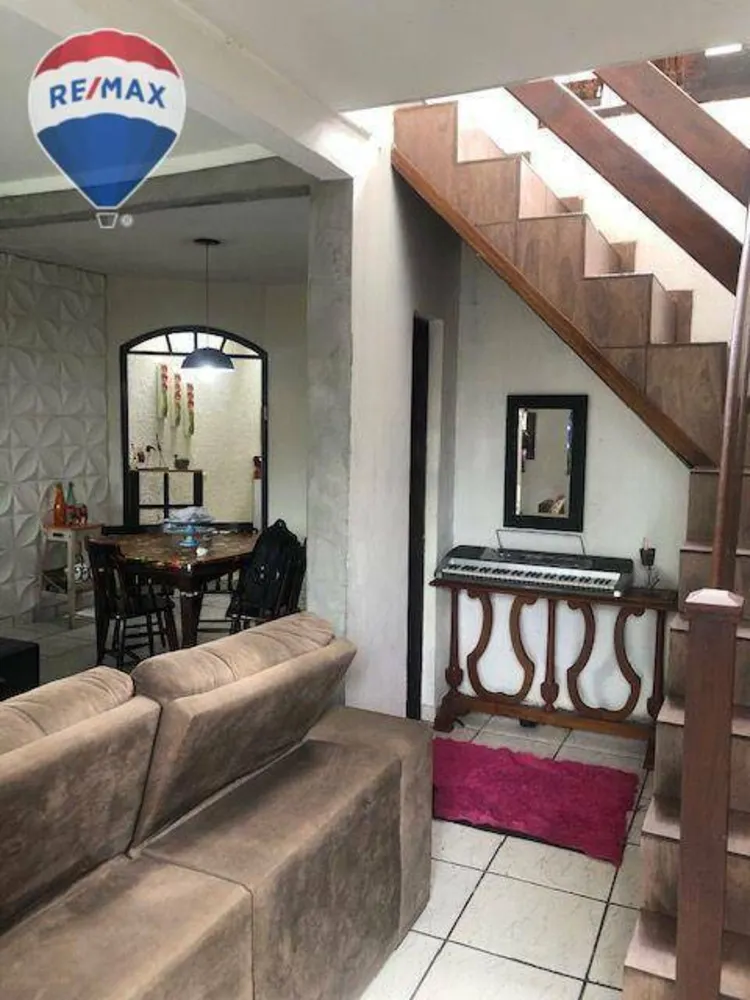 Sobrado, 3 quartos, 108 m² - Foto 2