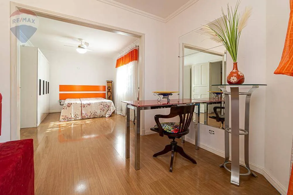 Sobrado, 4 quartos, 182 m² - Foto 1