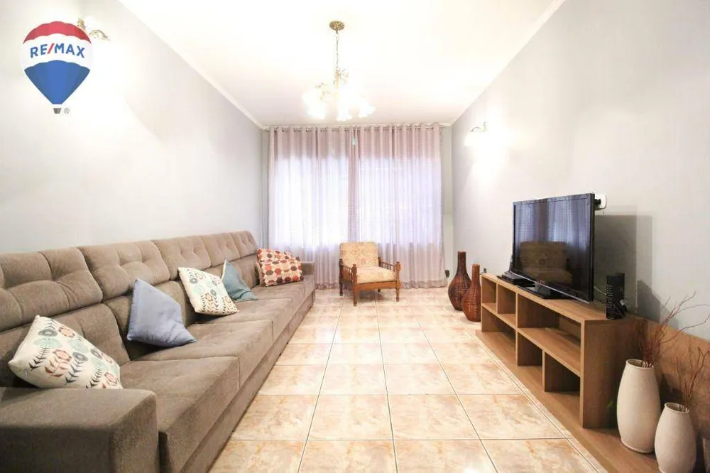 Casa, 3 quartos, 200 m² - Foto 3
