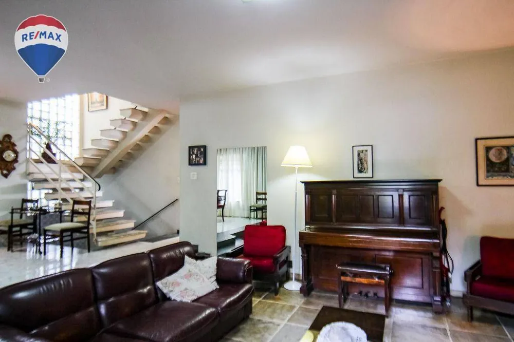 Sobrado, 3 quartos, 290 m² - Foto 2