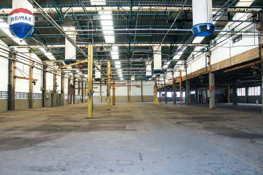 Depósito-Galpão, 5400 m² - Foto 1