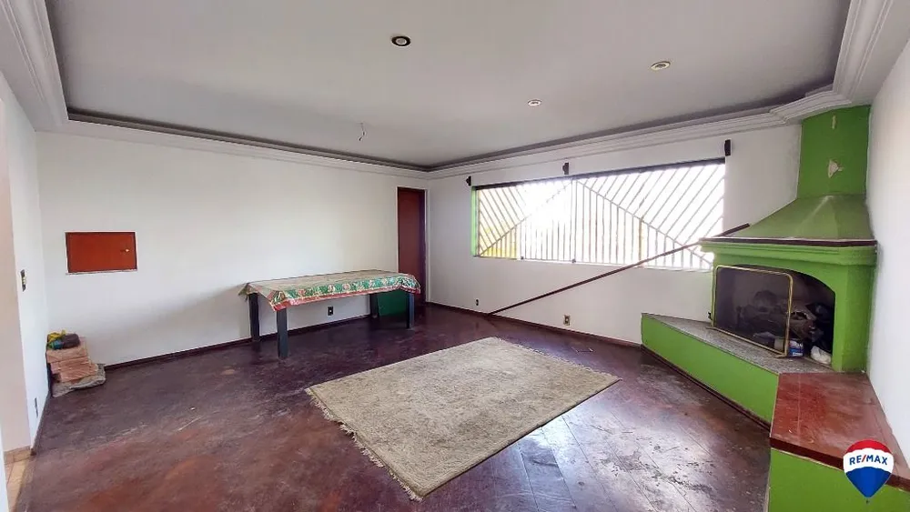 Casa, 6 quartos, 560 m² - Foto 1