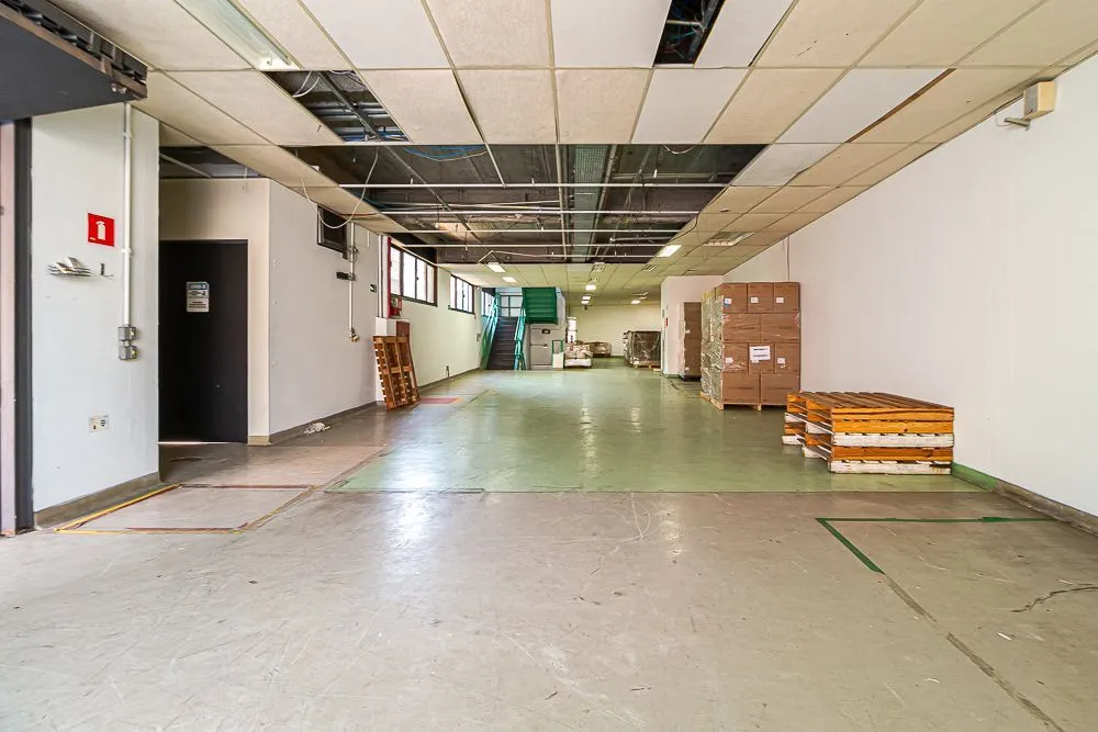Depósito-Galpão, 1200 m² - Foto 2