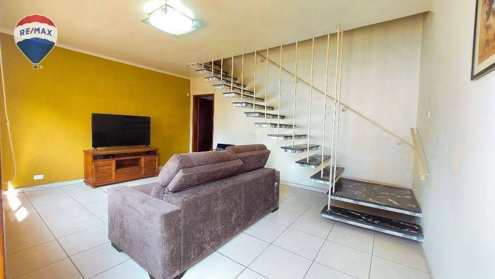 Casa, 4 quartos, 160 m² - Foto 2