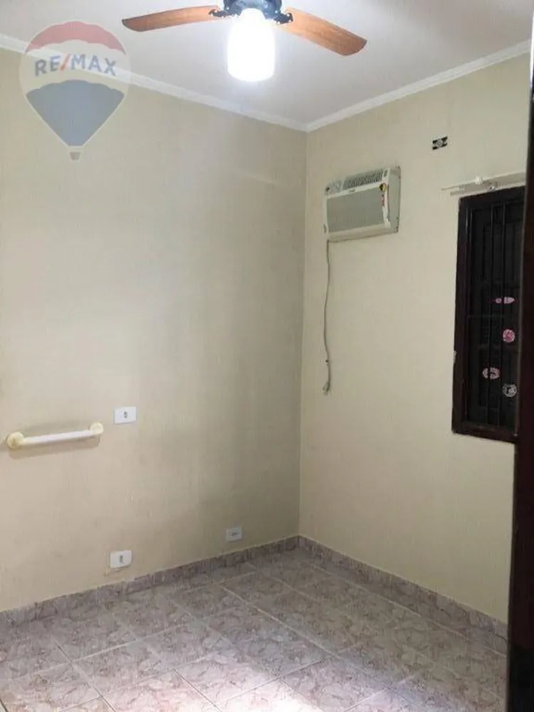Casa, 3 quartos, 250 m² - Foto 4