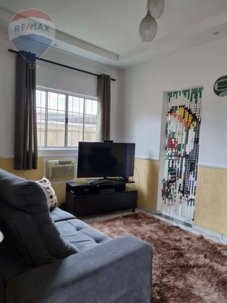 Casa, 6 quartos, 183 m² - Foto 4