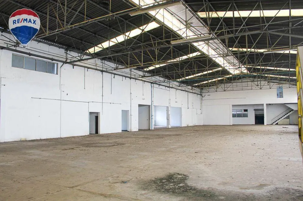 Depósito-Galpão, 3200 m² - Foto 1