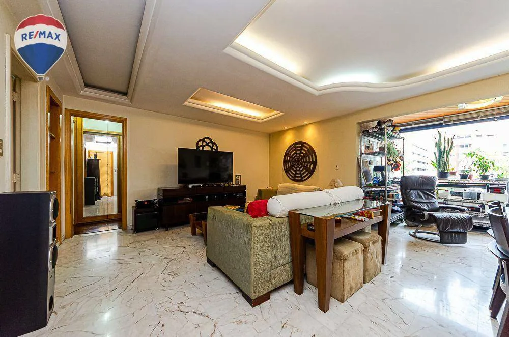 Apartamento, 3 quartos, 121 m² - Foto 1