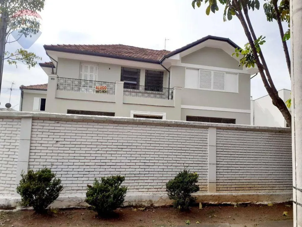 Casa, 4 quartos, 330 m² - Foto 1