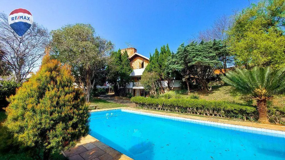 Casa, 6 quartos, 760 m² - Foto 1
