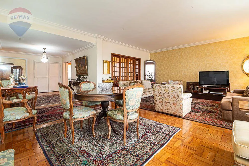 Apartamento, 3 quartos, 214 m² - Foto 1