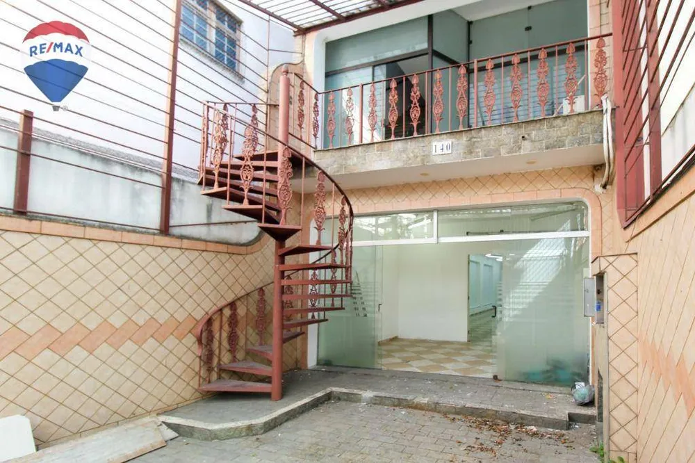 Casa, 4 quartos, 320 m² - Foto 1