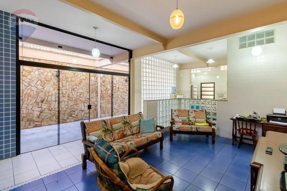 Sobrado, 4 quartos, 400 m² - Foto 1