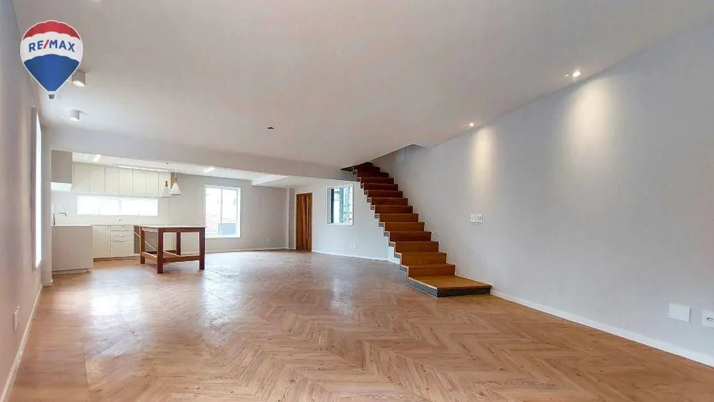 Sobrado, 3 quartos, 192 m² - Foto 1