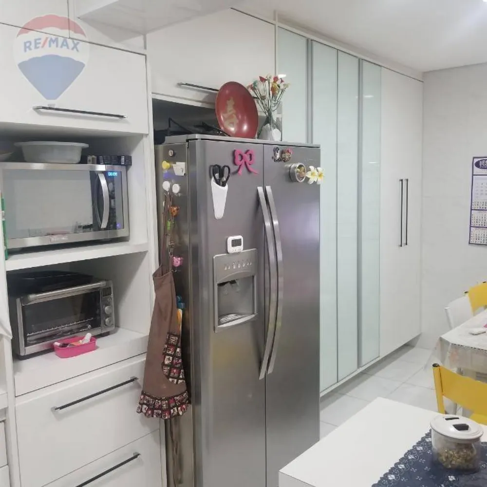 Casa, 3 quartos, 225 m² - Foto 1