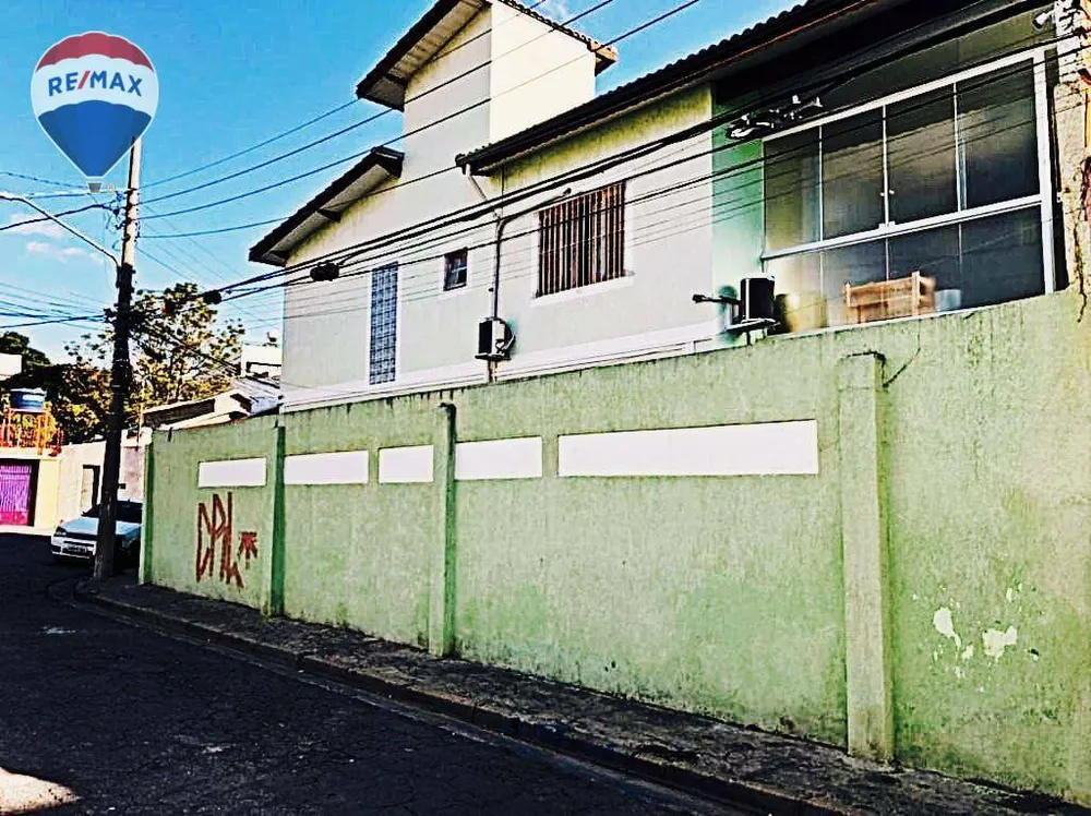 Casa, 3 quartos, 250 m² - Foto 1