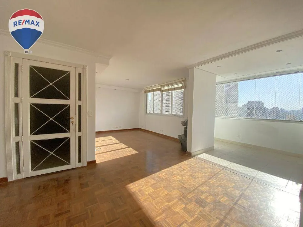 Apartamento, 3 quartos, 141 m² - Foto 1