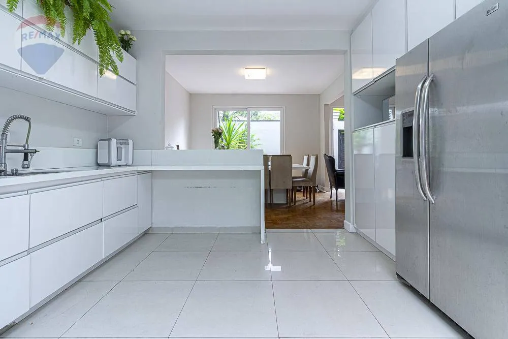 Casa, 3 quartos, 280 m² - Foto 2