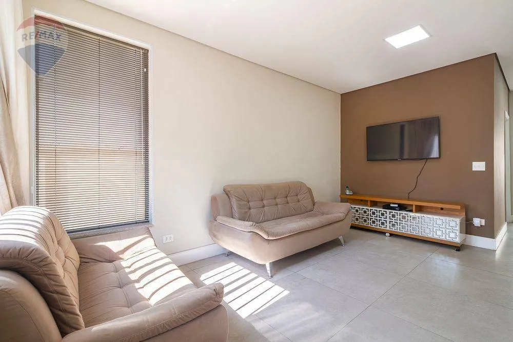 Casa, 3 quartos, 200 m² - Foto 4