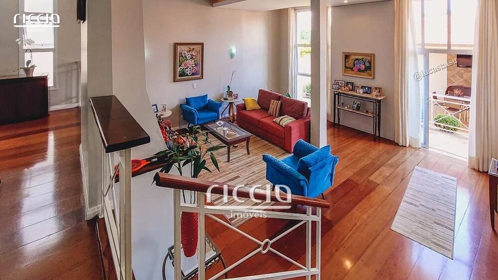 Casa à venda com 3 quartos, 262m² - Foto 5