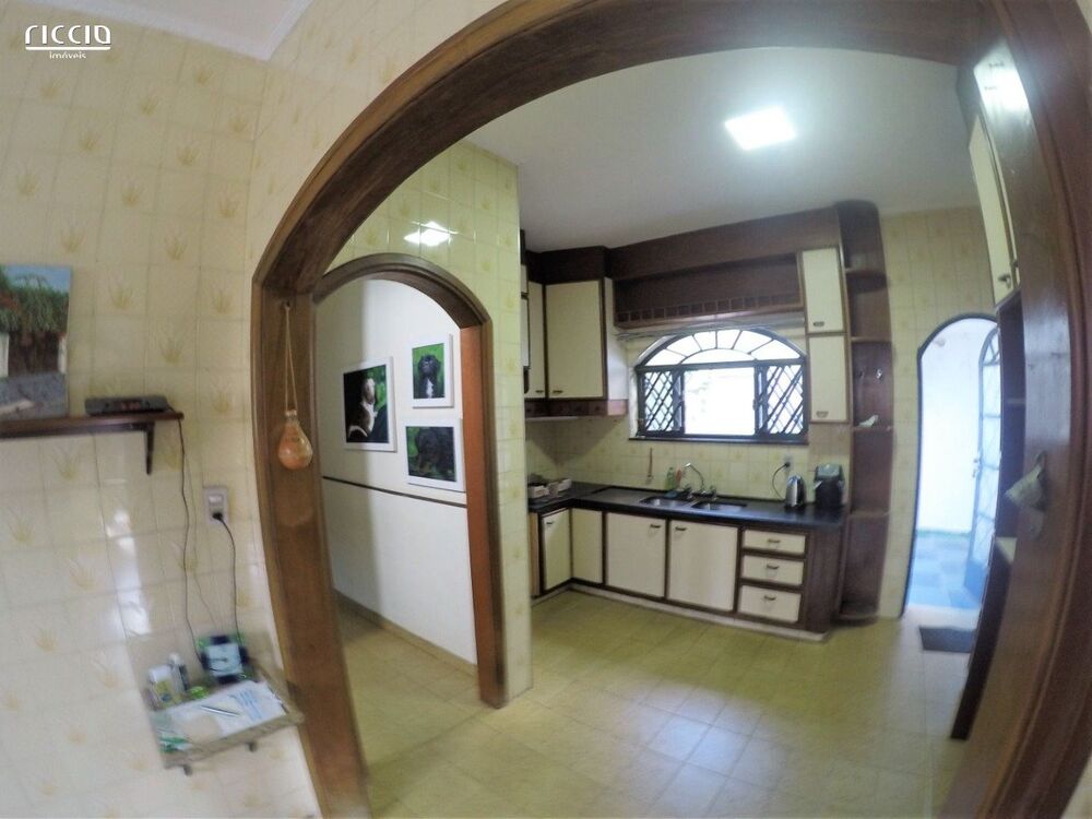 Casa à venda com 4 quartos, 224m² - Foto 3
