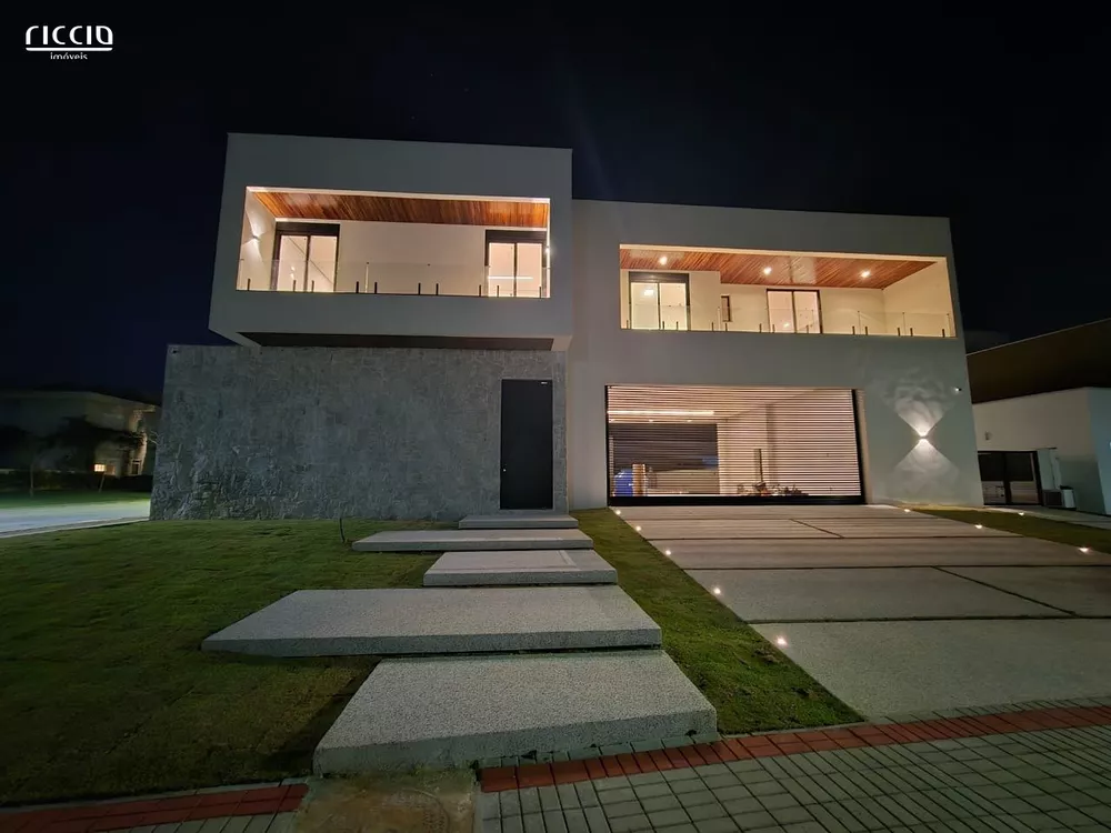 Casa de Condomínio à venda com 5 quartos, 800m² - Foto 1