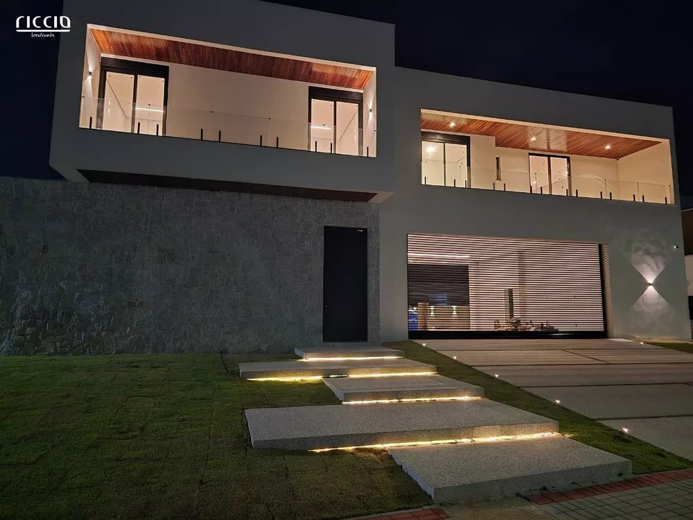 Casa de Condomínio à venda com 5 quartos, 800m² - Foto 4