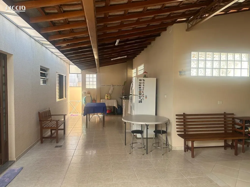 Casa, 3 quartos, 210 m² - Foto 24